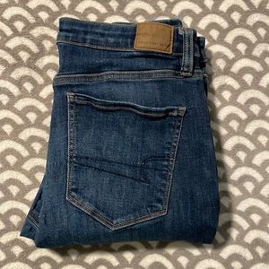 American Eagle Super Hi-Rise Jegging